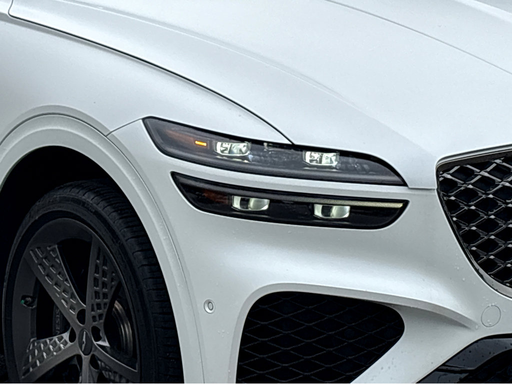 Used 2023 Genesis GV70 3.5T Sport w/ Sport Prestige Package image 18