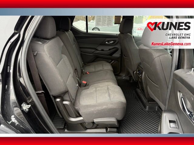 Used 2023 Chevrolet Traverse LT image 19