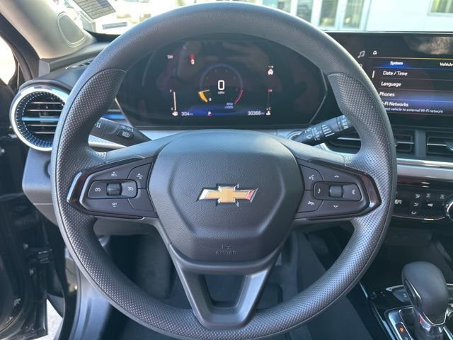 Used 2024 Chevrolet Trax LT image 10