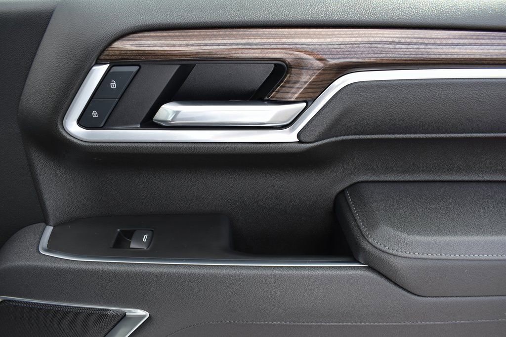 Used 2025 Chevrolet Silverado 1500 RST image 15