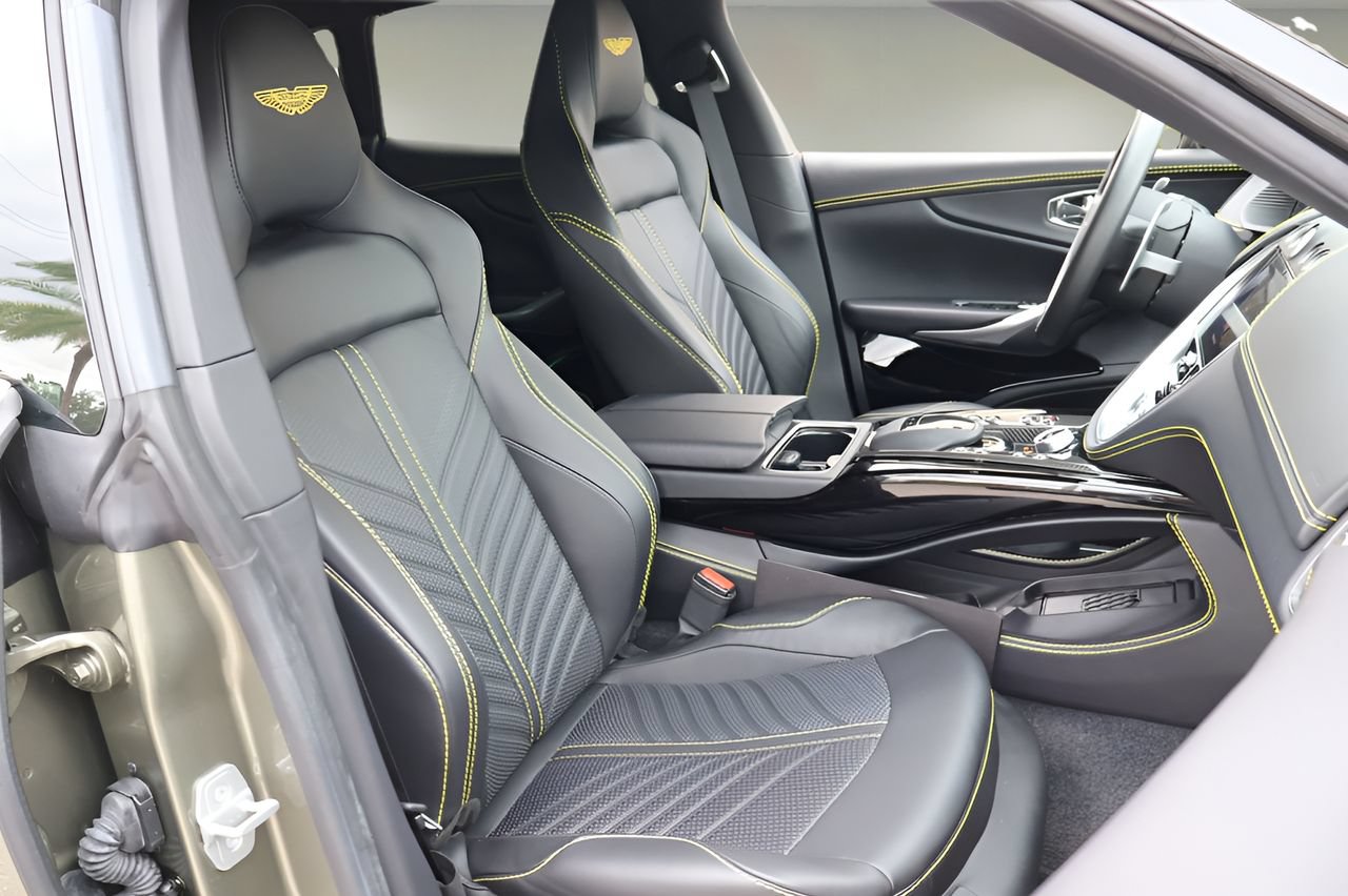 Used 2023 Aston Martin DBX 707 AWD/4WD image 21