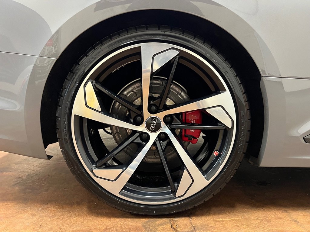 Used 2019 Audi RS 5 w/ Black Optic Carbon Package AWD/4WD image 12