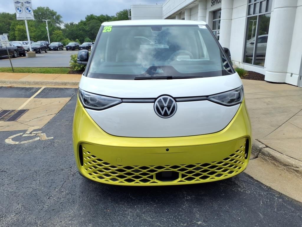 New 2025 Volkswagen ID. Buzz Pro S Plus image 2