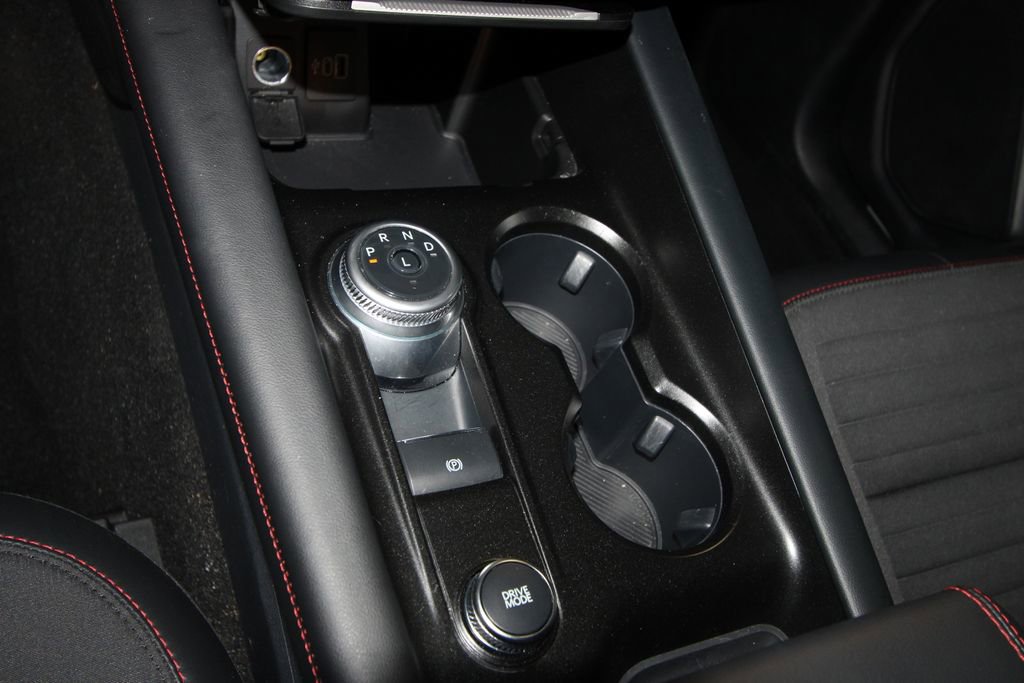 Used 2025 Ford Explorer ST-Line image 17