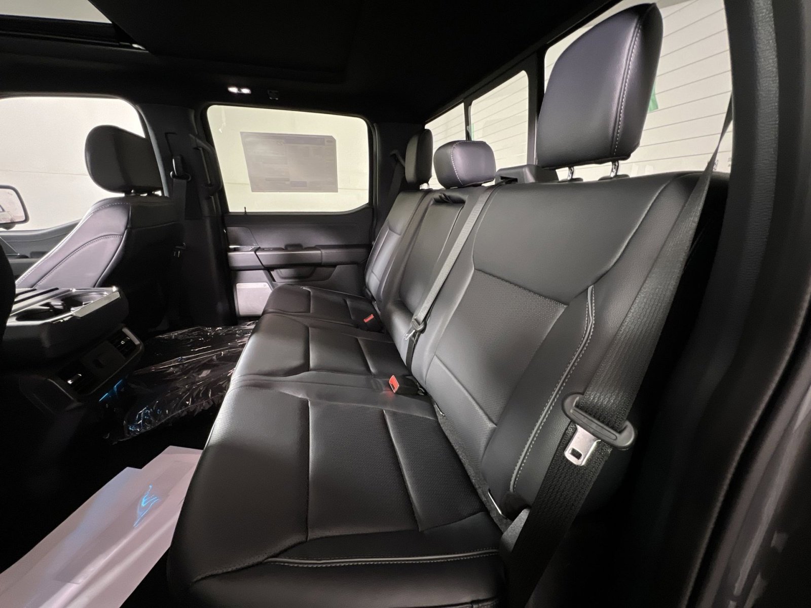 New 2026 Ford F150 Lariat w/ Equipment Group 501A Mid image 25