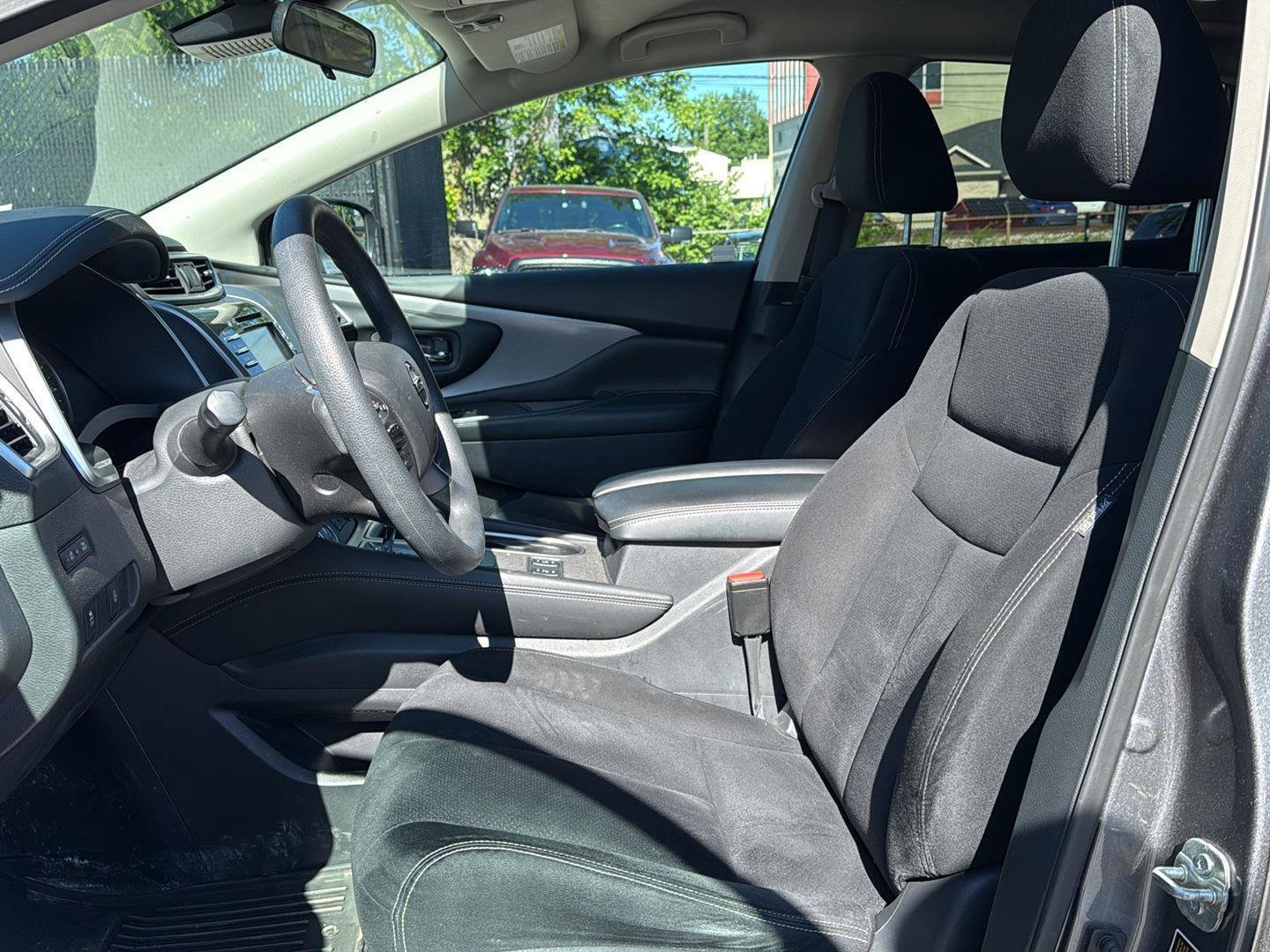 Used 2022 Nissan Murano S AWD/4WD image 9