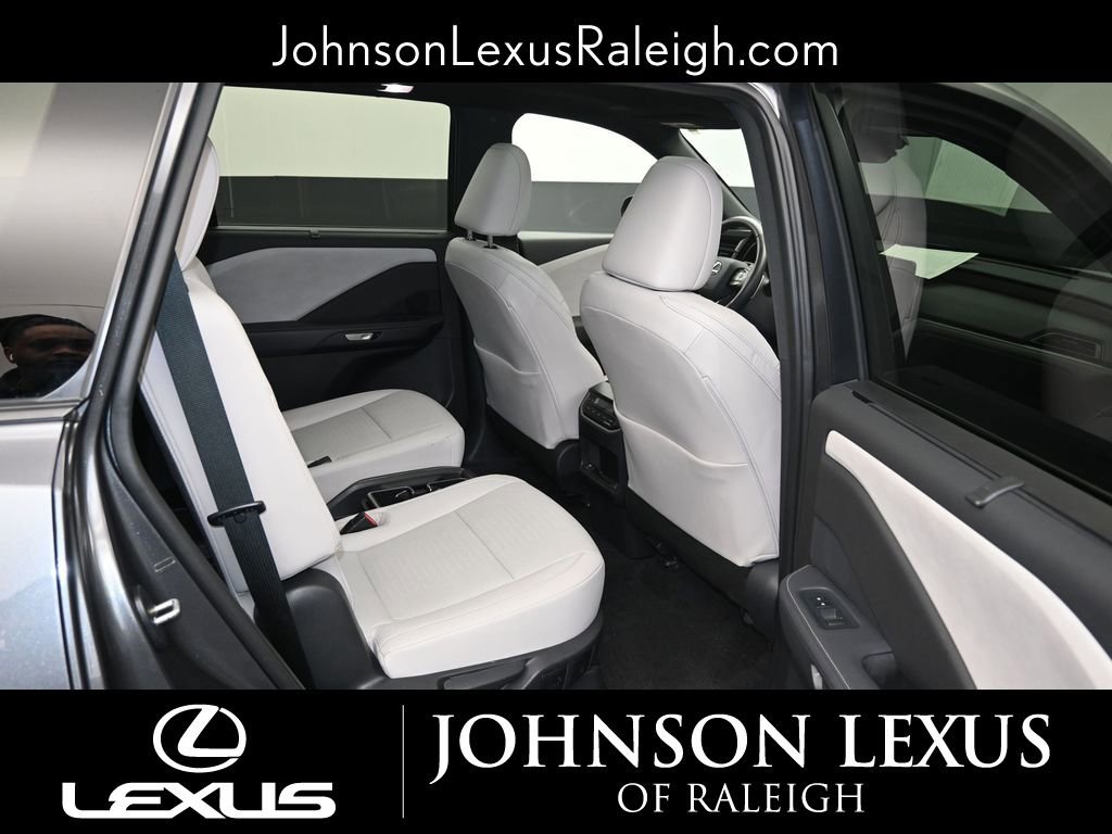 Certified 2024 Lexus TX 350 Premium image 11