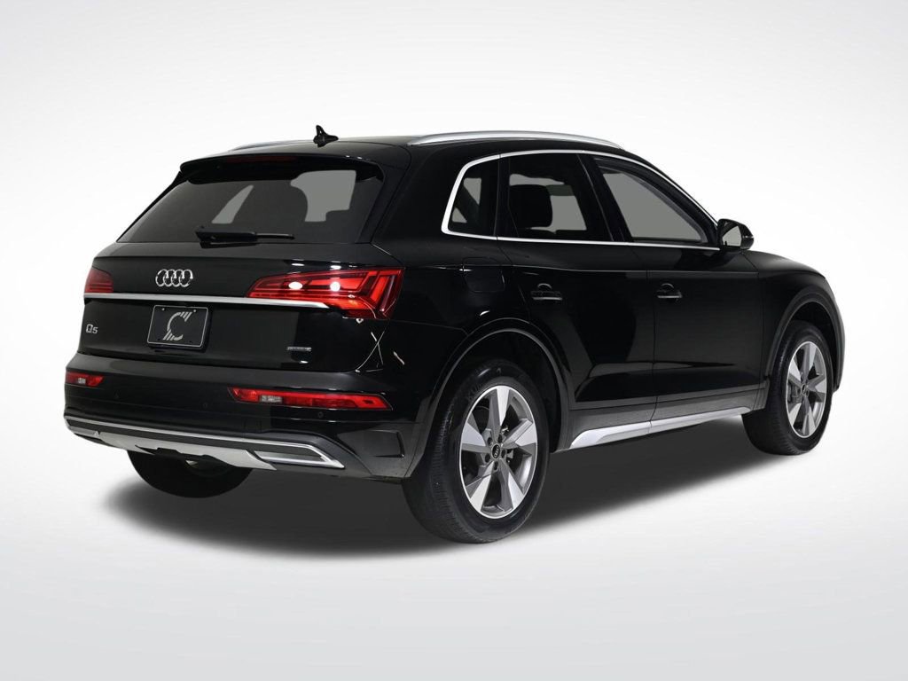 Certified 2023 Audi Q5 2.0T Premium w/ Convenience Package image 5