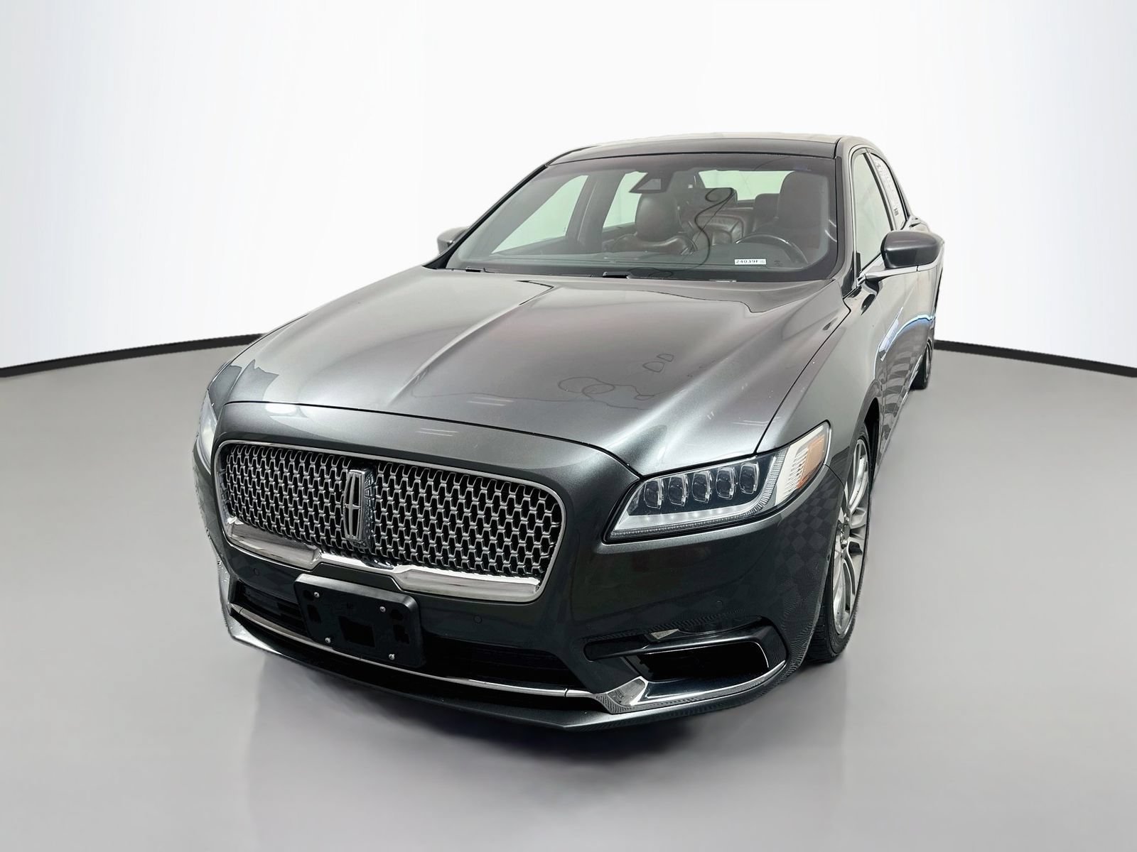 Used 2017 Lincoln Continental Reserve w/ Luxury Package AWD/4WD image 3