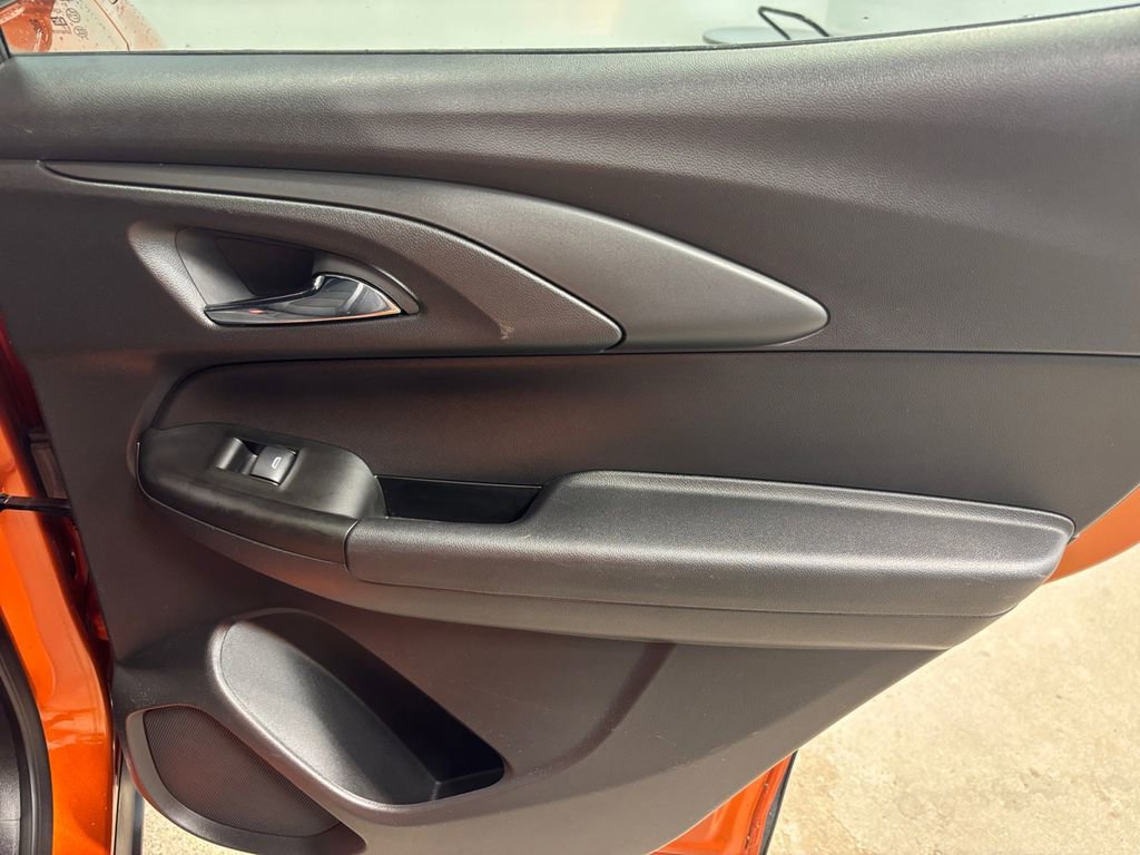 Used 2023 Chevrolet TrailBlazer ACTIV w/ Sun and Liftgate Package AWD/4WD image 29