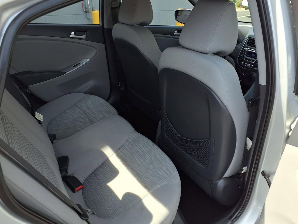Used 2015 Hyundai Accent GLS image 20