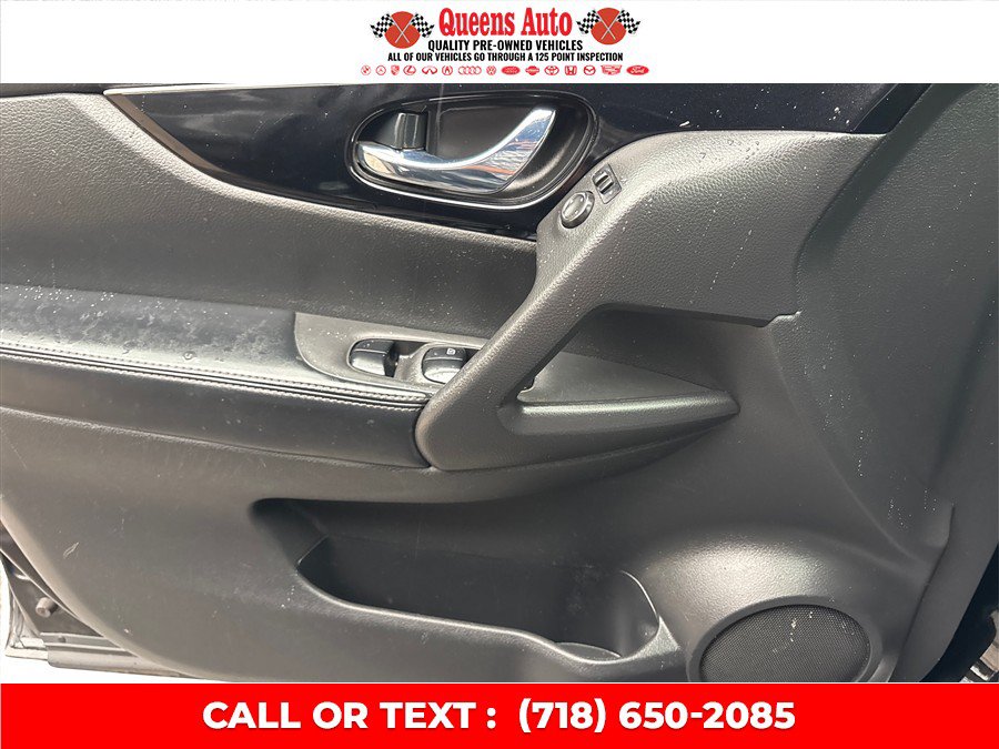 Used 2018 Nissan Rogue Sport SL AWD/4WD image 22