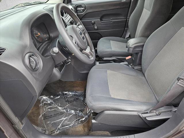 Used 2016 Jeep Patriot Sport image 17