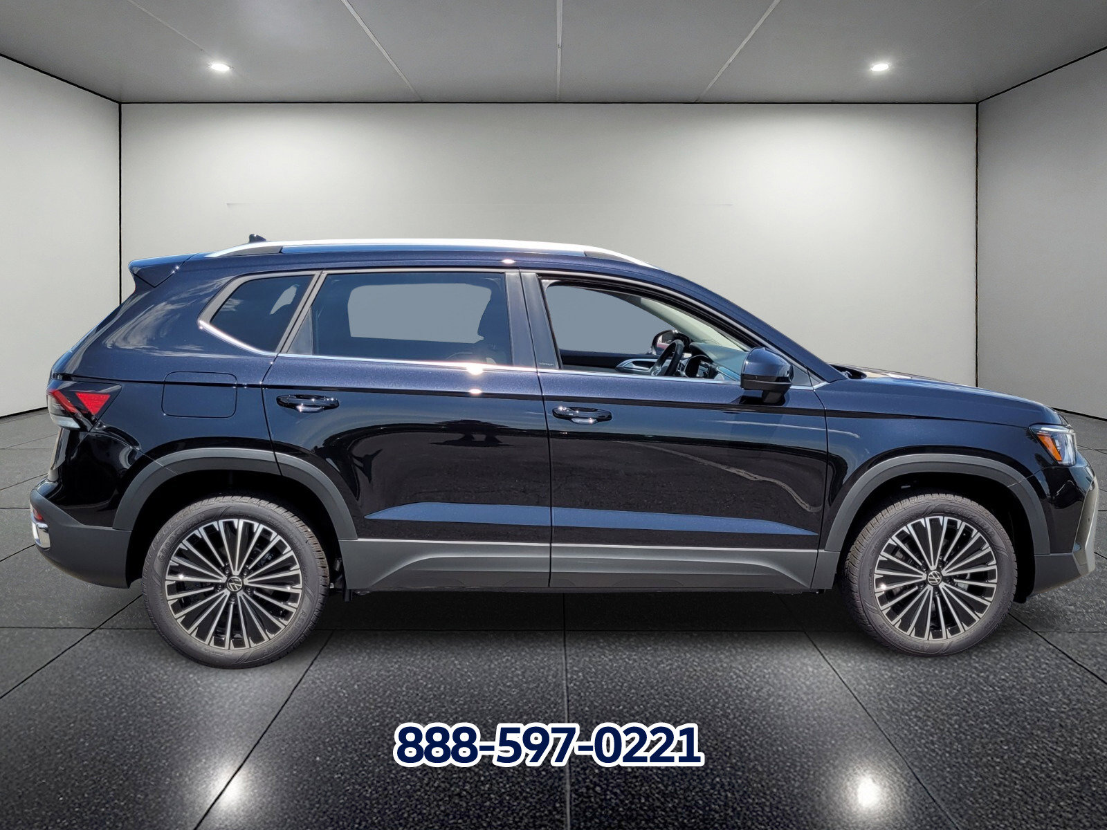 New 2025 Volkswagen Taos SE image 2