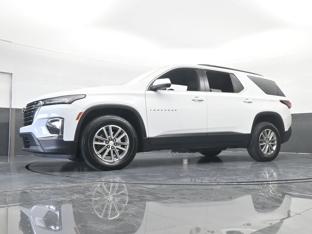 Used 2023 Chevrolet Traverse LT image 57