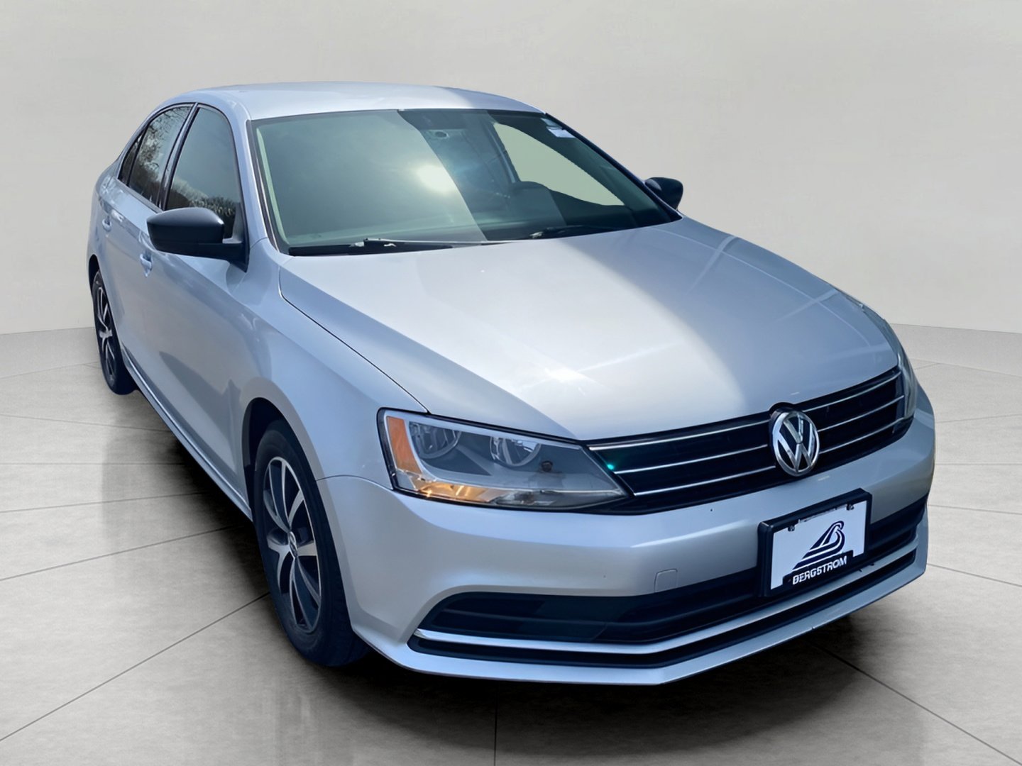 Used 2016 Volkswagen Jetta SE