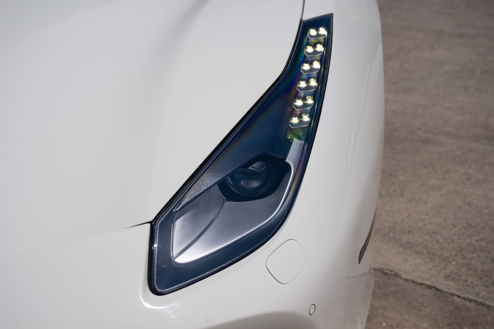 Used 2018 Ferrari 488 Spider RWD image 14