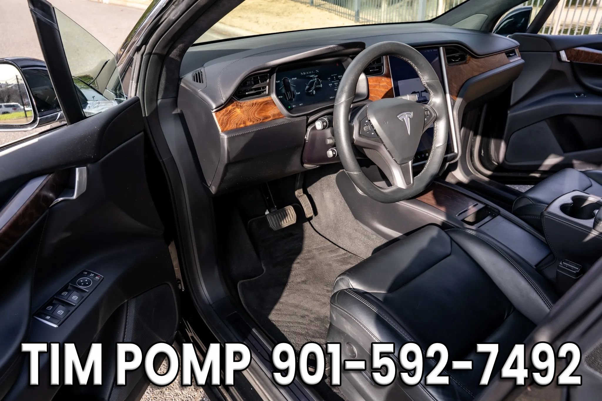 Used 2019 Tesla Model X image 15