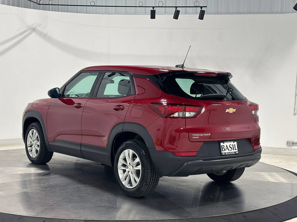 Used 2021 Chevrolet TrailBlazer LS AWD/4WD image 13