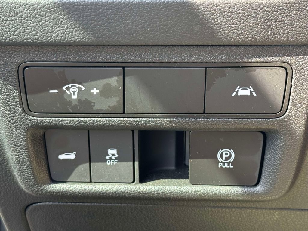 Used 2023 Hyundai Sonata SEL FWD image 18