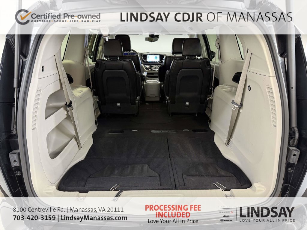 Certified 2024 Chrysler Pacifica Touring-L FWD image 18
