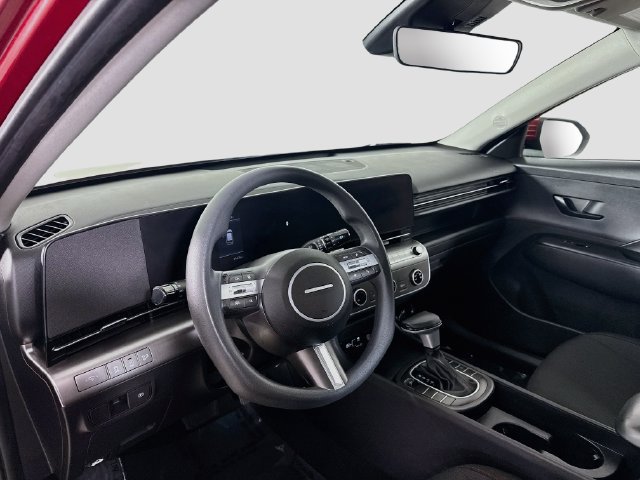 Used 2025 Hyundai Kona SE FWD image 22