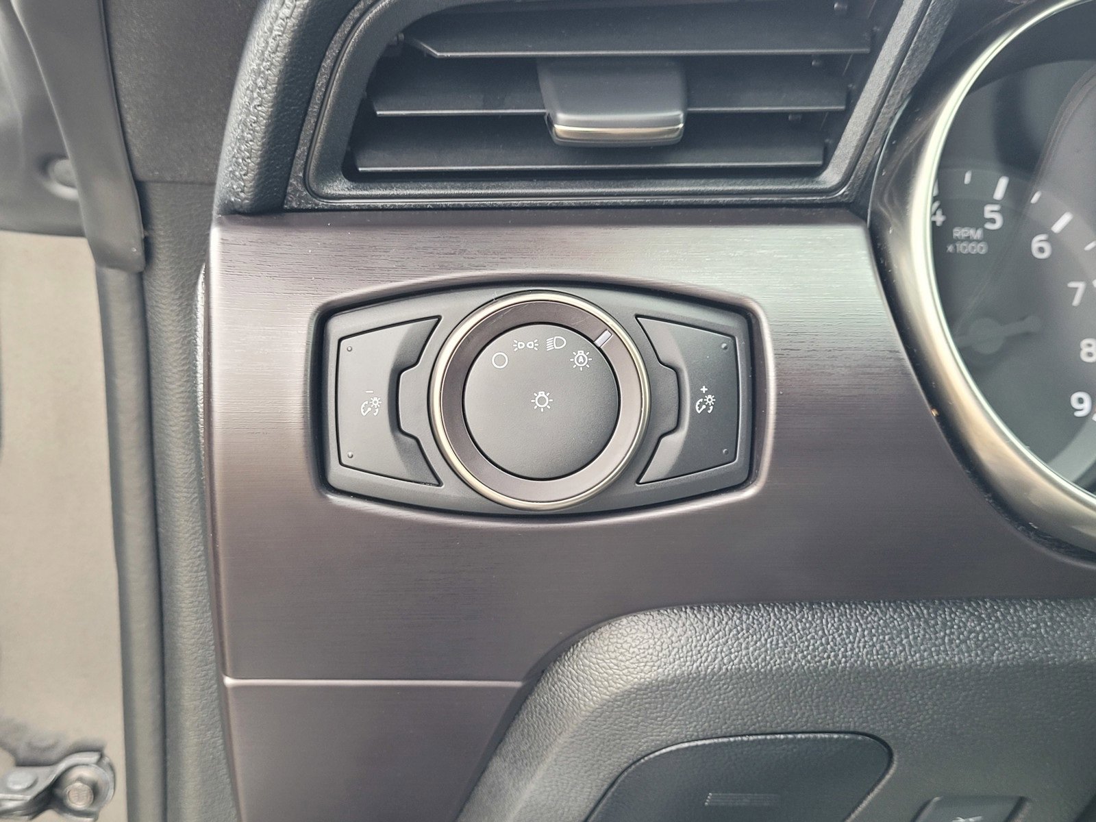 Used 2017 Ford Mustang Shelby GT350 w/ Electronics Package image 16