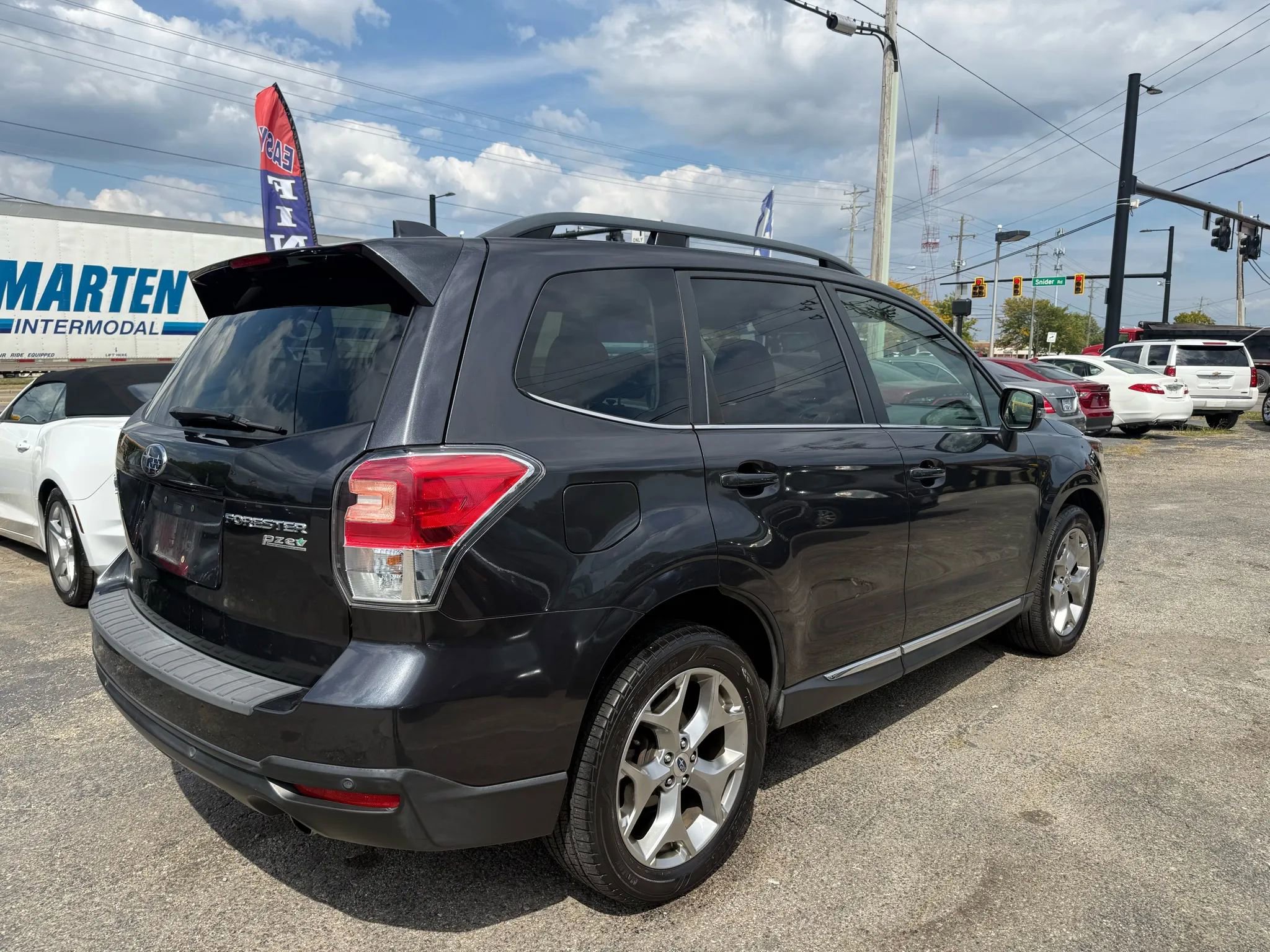 Used 2017 Subaru Forester 2.5i Touring image 6