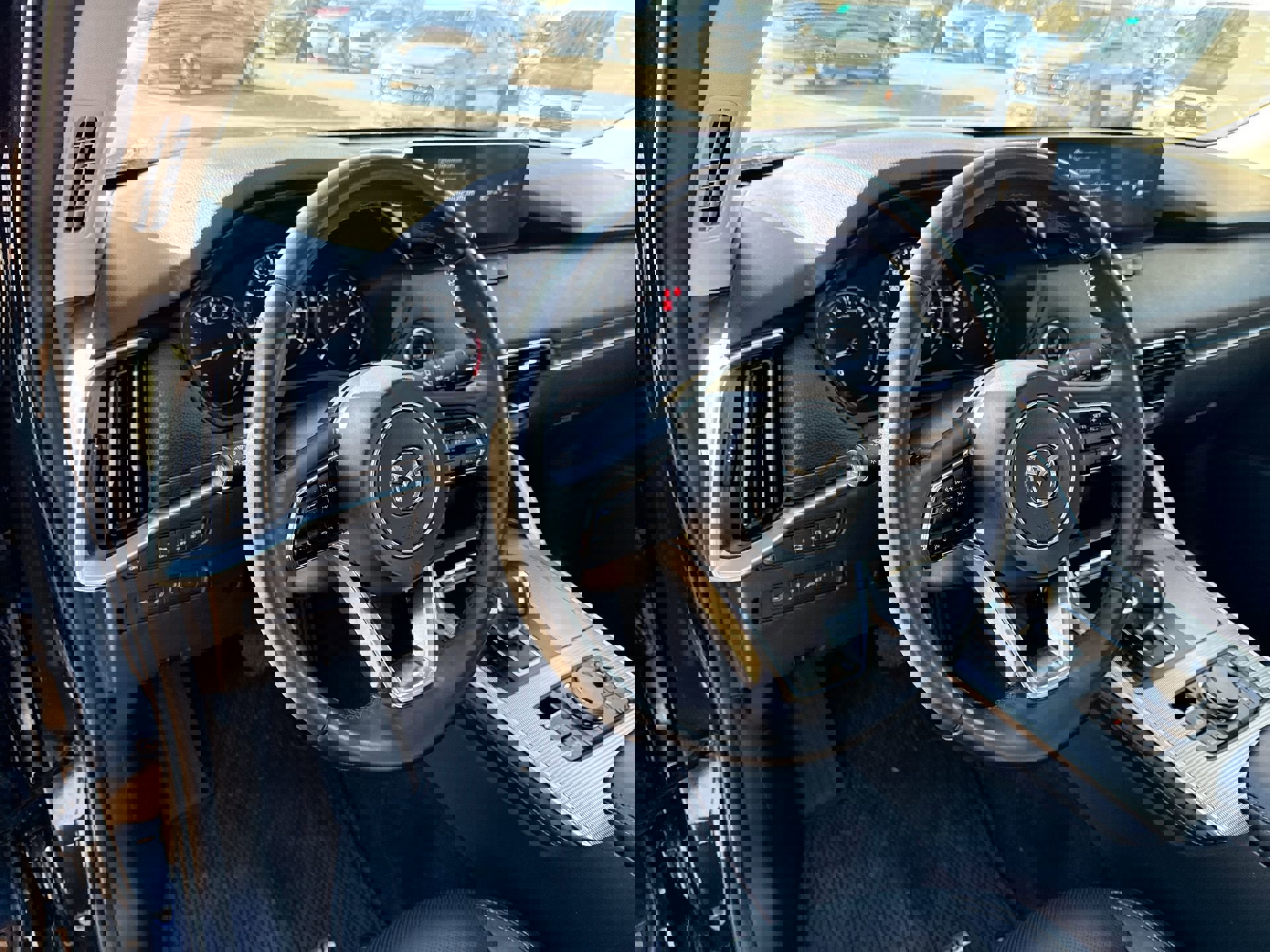 Used 2024 MAZDA CX-90 3.3 Turbo w/ Premium Package image 11