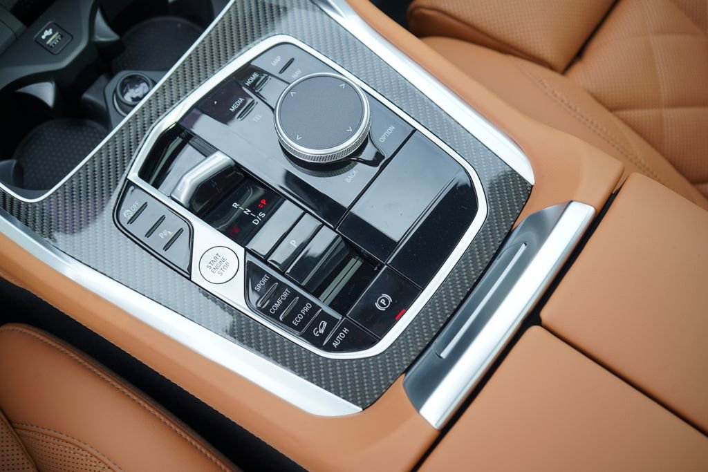 New 2026 BMW X6 M60i w/ Parking Assistance Package image 18