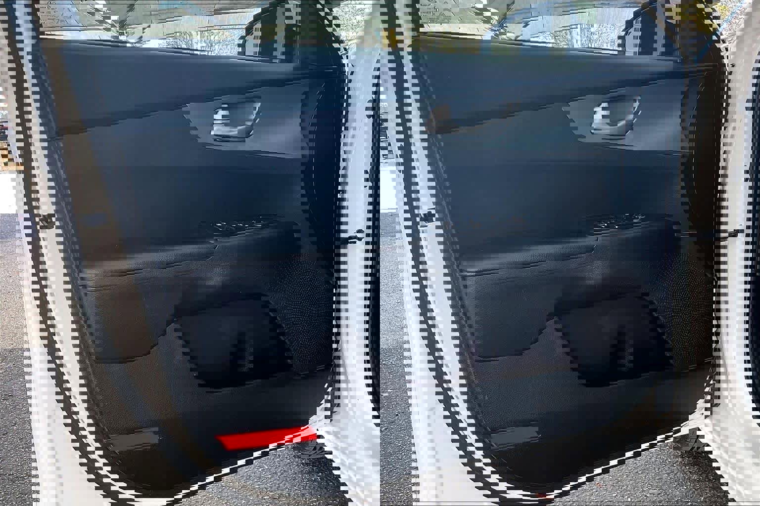 Used 2019 Kia Forte LXS image 19