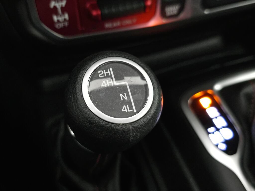 Used 2021 Jeep Wrangler Unlimited Rubicon AWD/4WD image 33