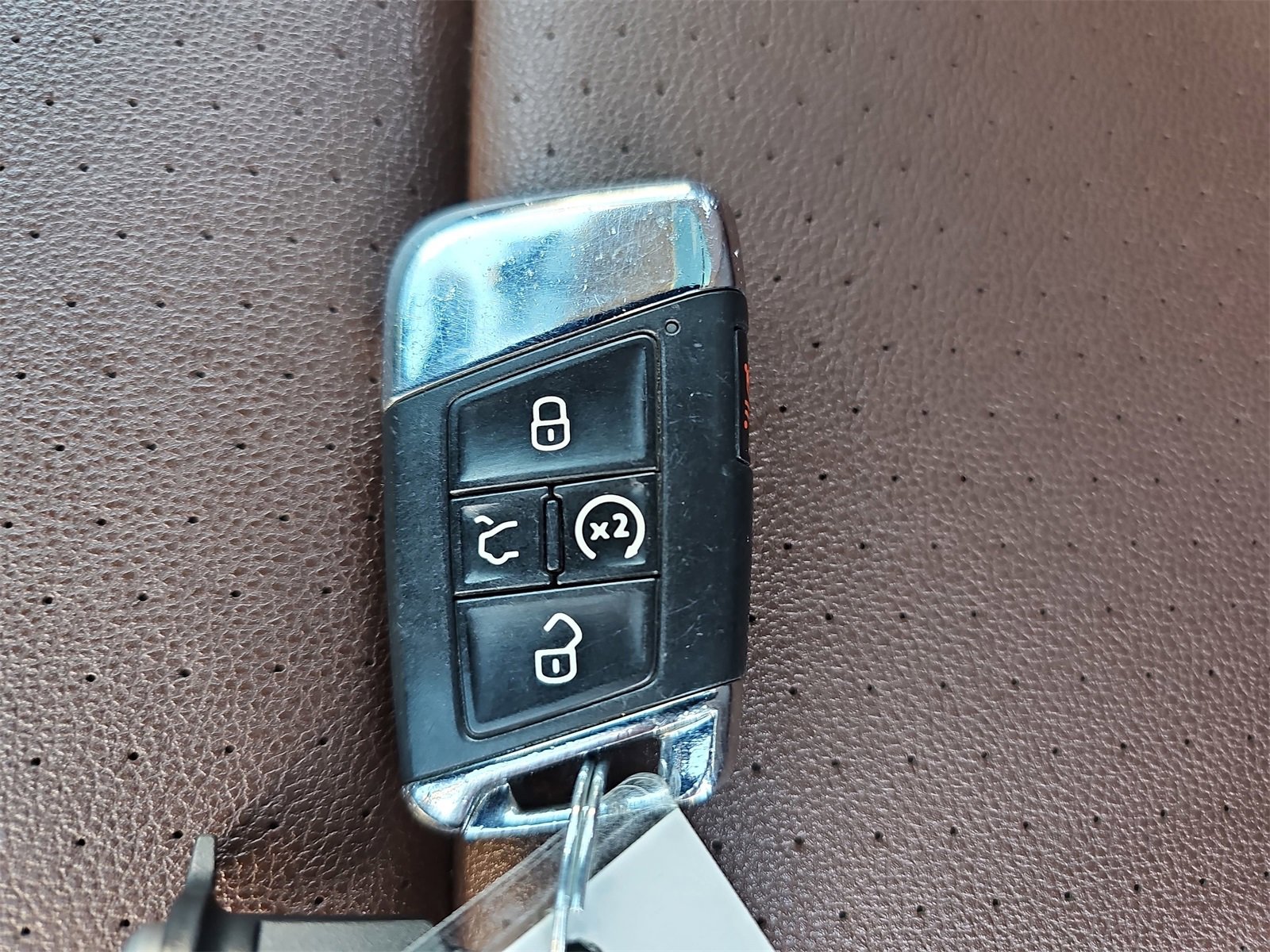 Used 2021 Volkswagen Atlas SE w/ Panoramic Sunroof Package image 37