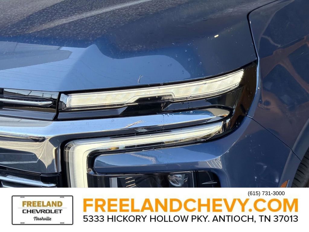 New 2026 Chevrolet Suburban Premier image 9