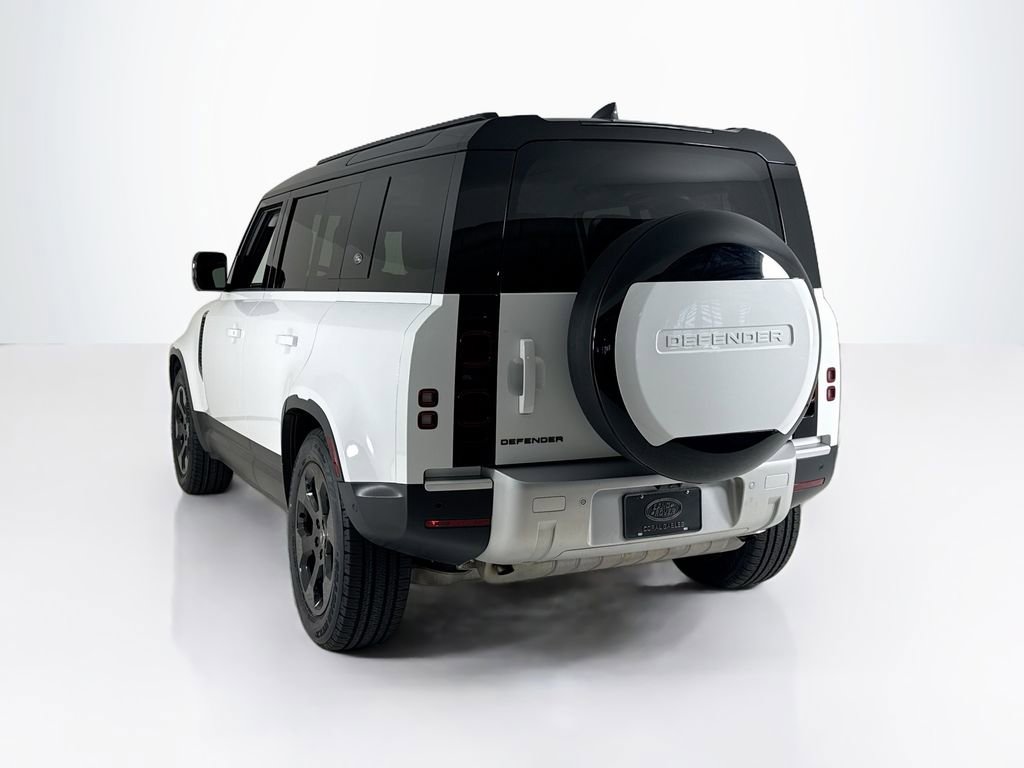 Used 2023 Land Rover Defender 110 S AWD/4WD image 3