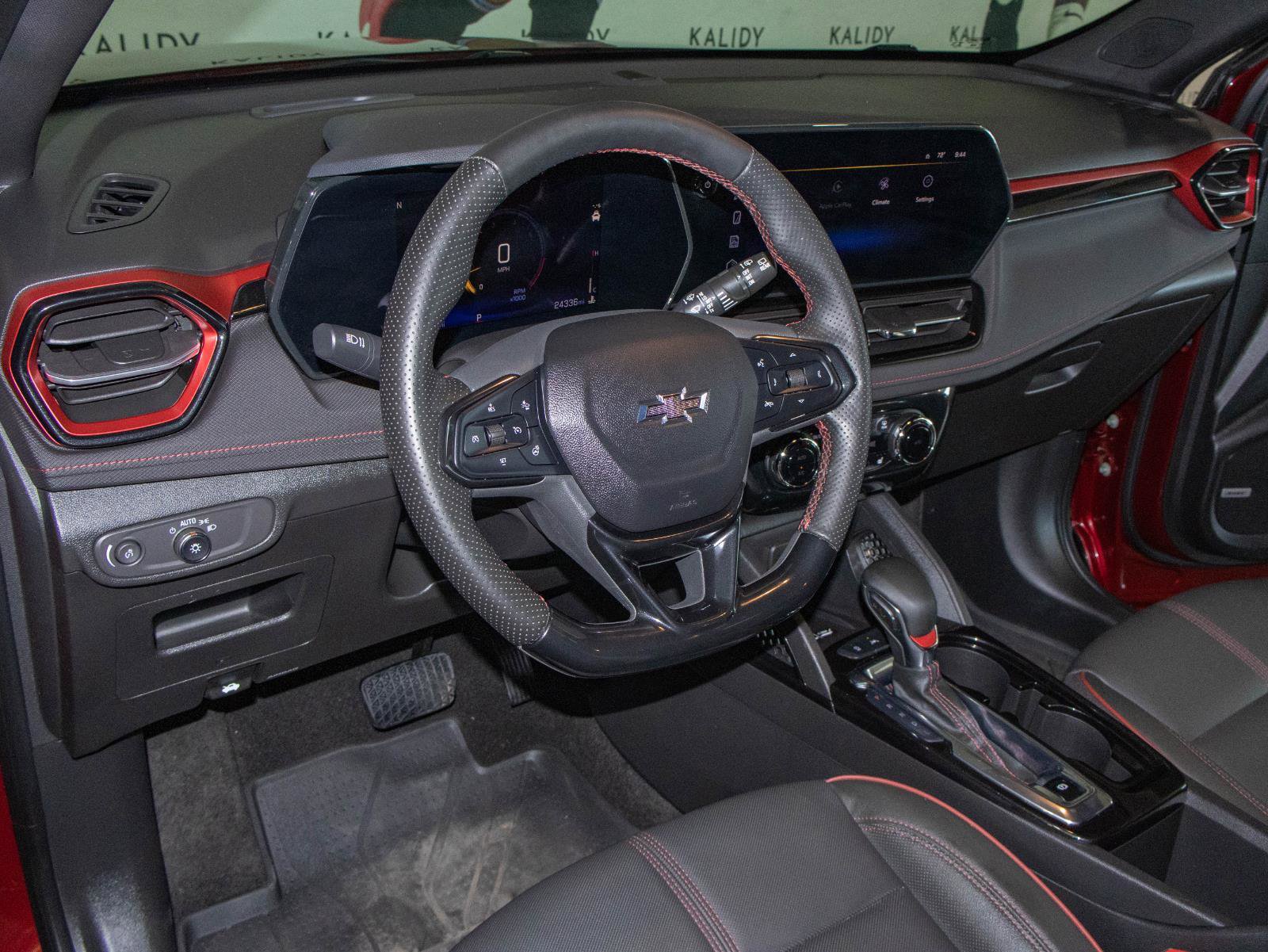 Used 2024 Chevrolet TrailBlazer RS w/ Convenience Package image 5