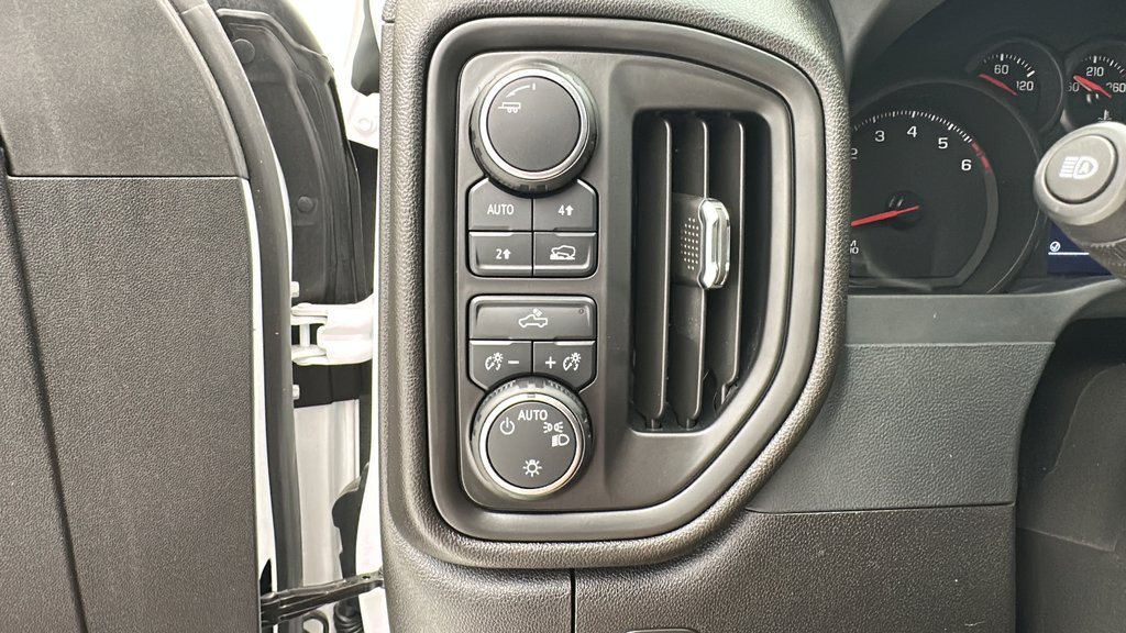 Used 2024 Chevrolet Silverado 1500 Custom w/ LPO, Dark Essentials Package AWD/4WD image 21