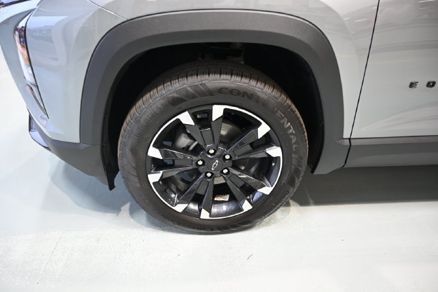New 2027 Chevrolet Equinox RS w/ Convenience Package III AWD/4WD image 30