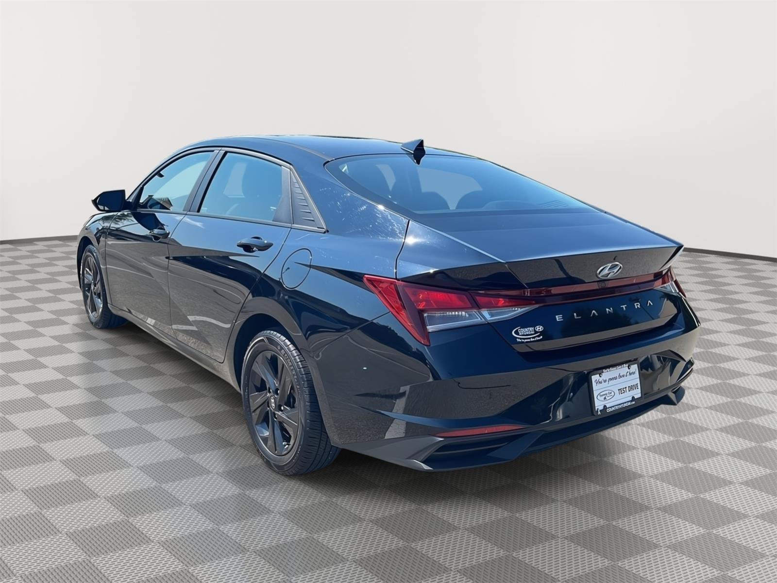 Certified 2023 Hyundai Elantra SEL FWD image 7
