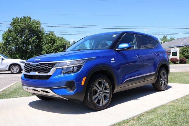 Used 2023 Kia Seltos LX AWD/4WD image 6