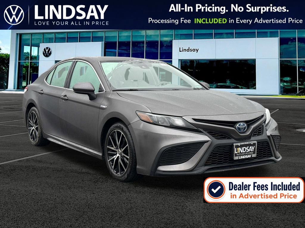 Used 2021 Toyota Camry SE