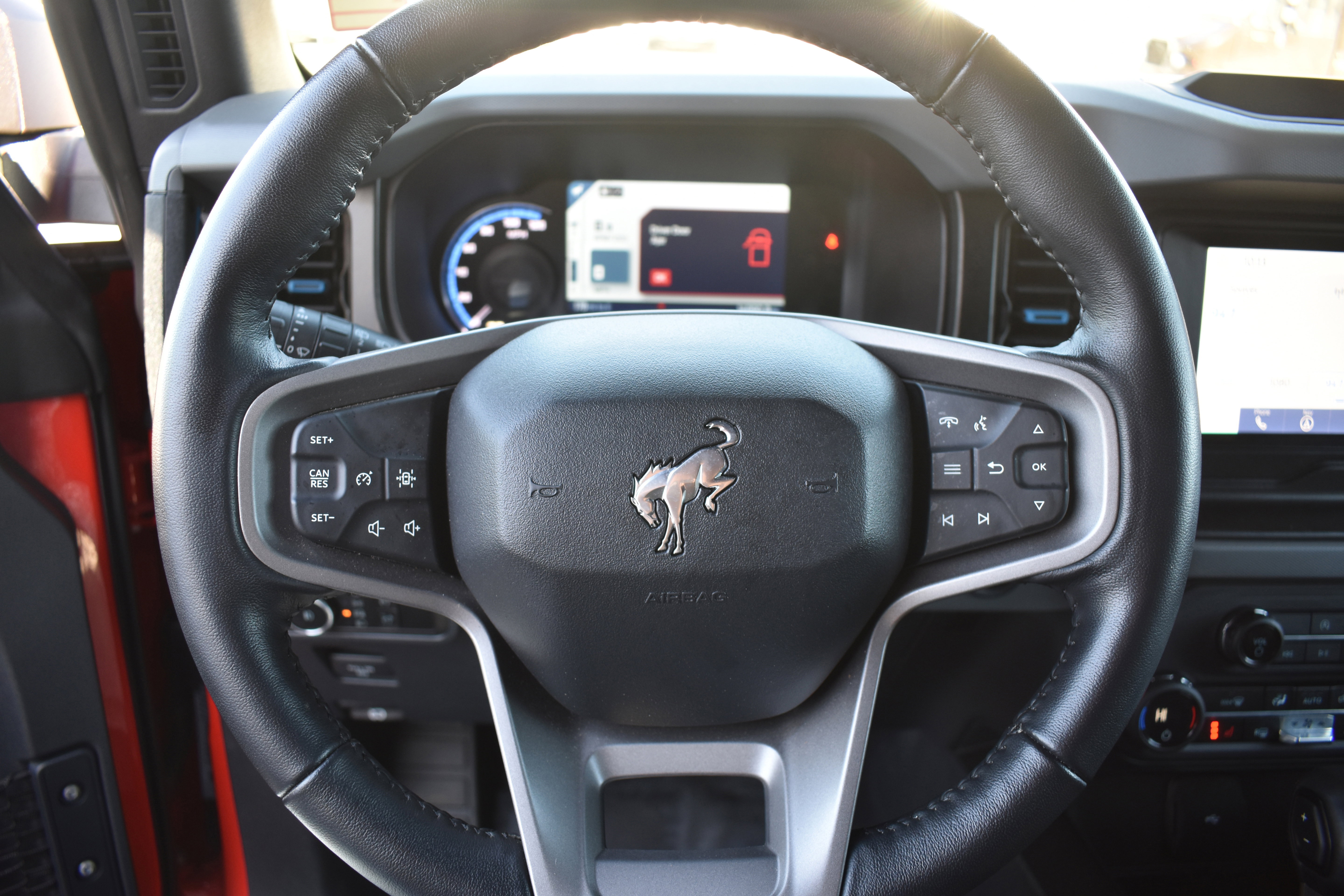 Used 2023 Ford Bronco Black Diamond image 16