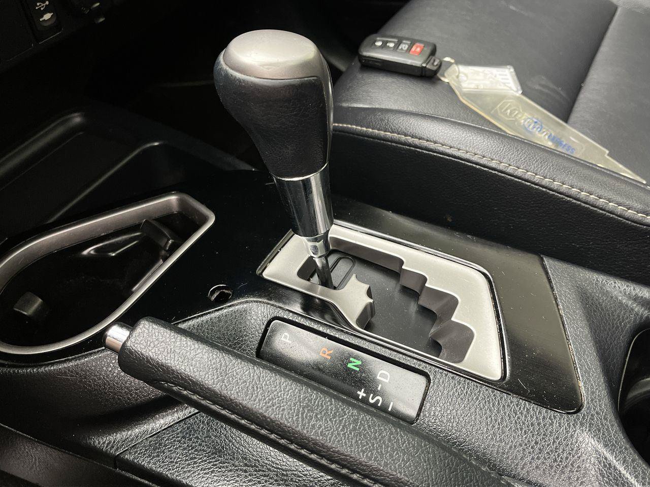 Used 2018 Toyota RAV4 Limited w/ Advanced Technology Package AWD/4WD image 25