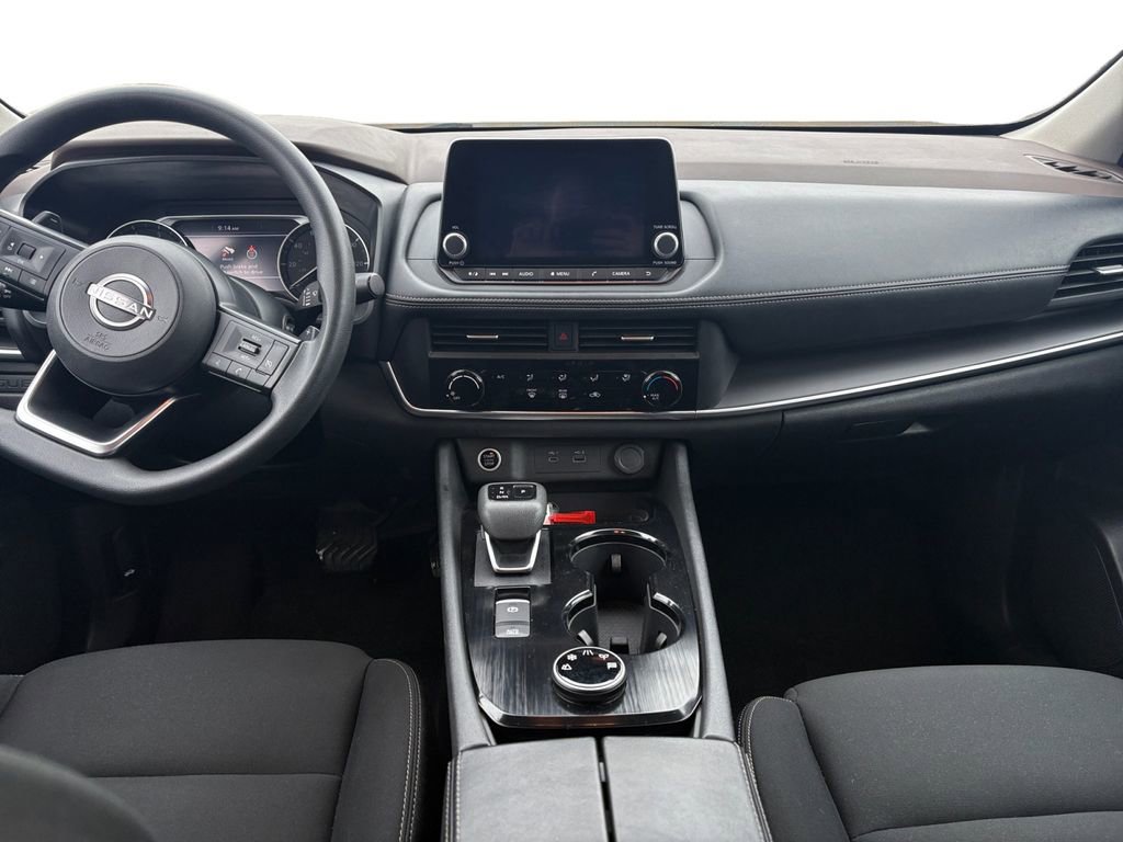 Used 2023 Nissan Rogue S image 10