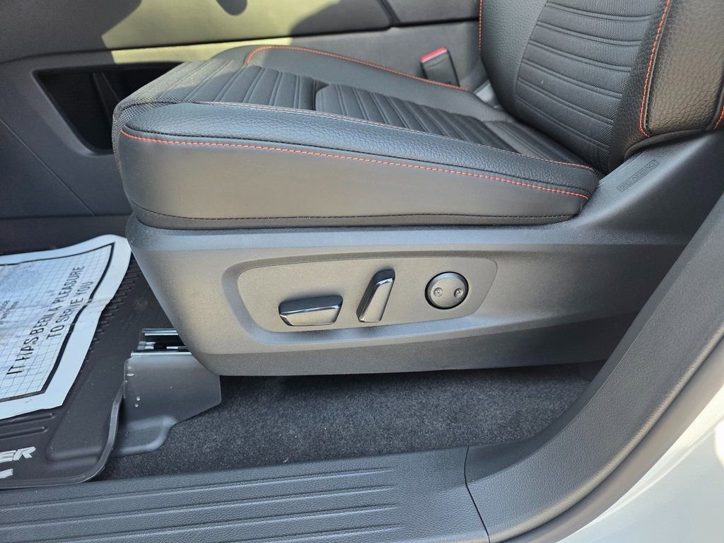 New 2026 Nissan Pathfinder SV image 22