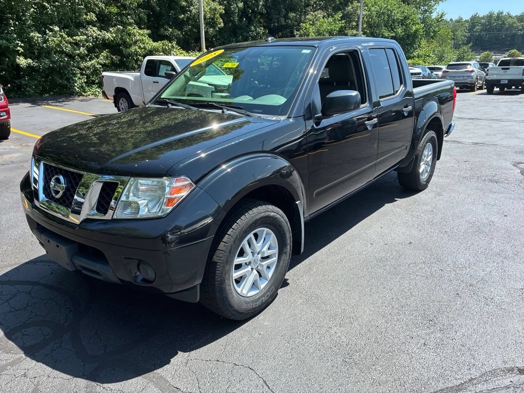 Used 2018 Nissan Frontier SV AWD/4WD image 3