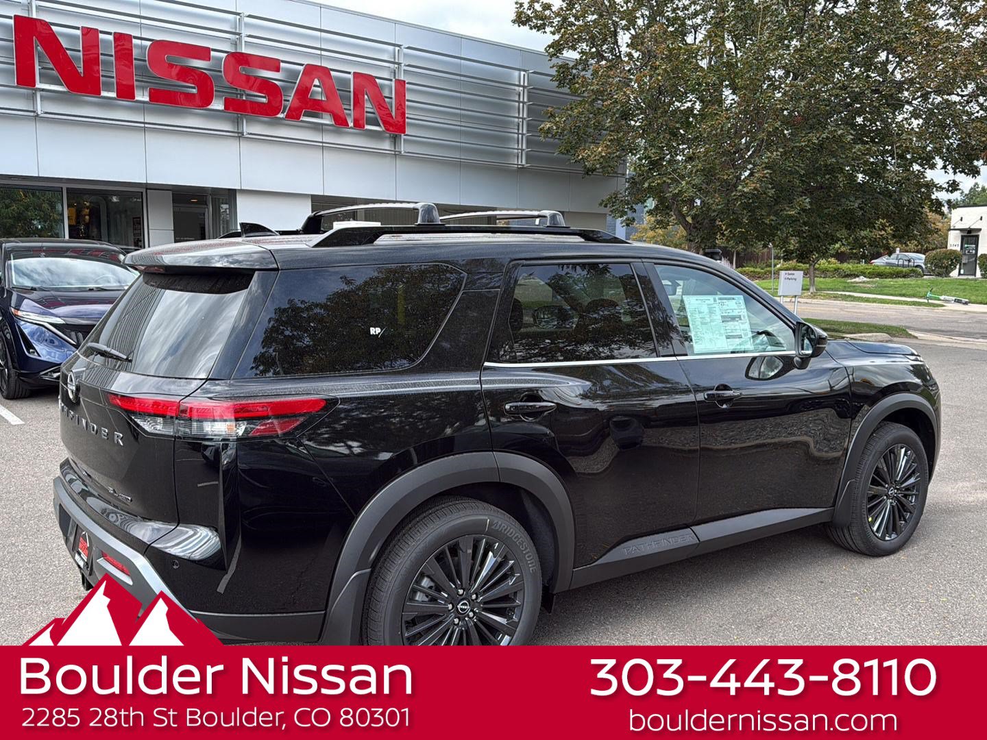 New 2026 Nissan Pathfinder SL w/ SL Premium Package AWD/4WD image 6