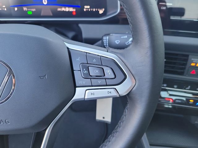 Used 2025 Volkswagen Jetta S image 16