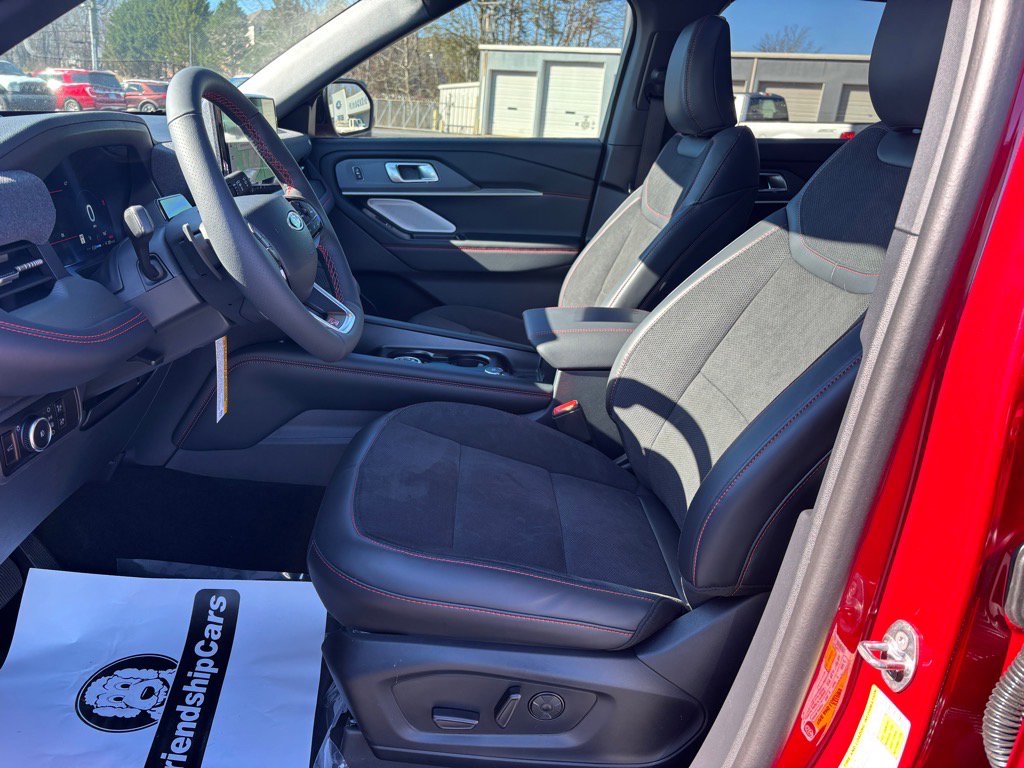 New 2026 Ford Explorer ST w/ Sun And Sound Package image 11