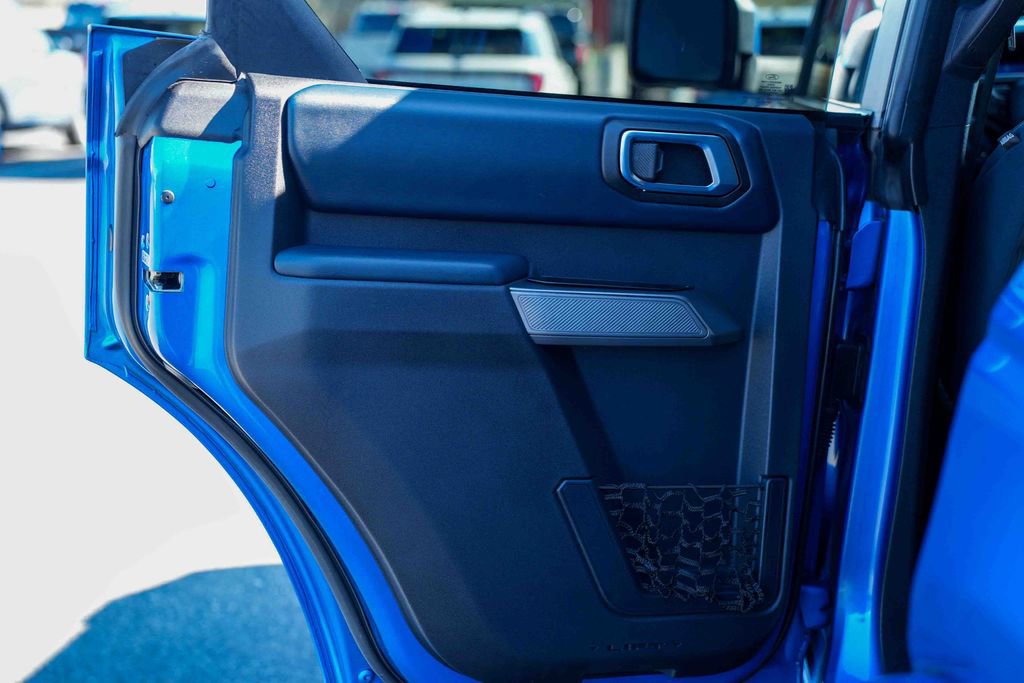 Used 2021 Ford Bronco Outer Banks AWD/4WD image 14